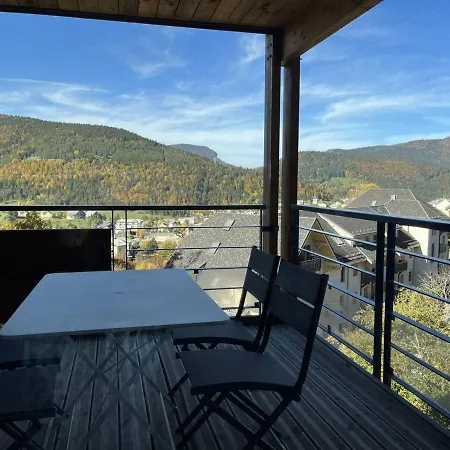 Apartment Fonctionnel Avec Balcon, A 10 Min Du Centre, Parking Gratuit, Ideal Pour 5 Personnes - Fr-1-548-3 *